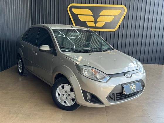 FORD FIESTA 1.0 ROCAM 8V FLEX 4P MANUAL FORD FIESTA 1.0 ROCAM 8V FLEX 4P MANUAL